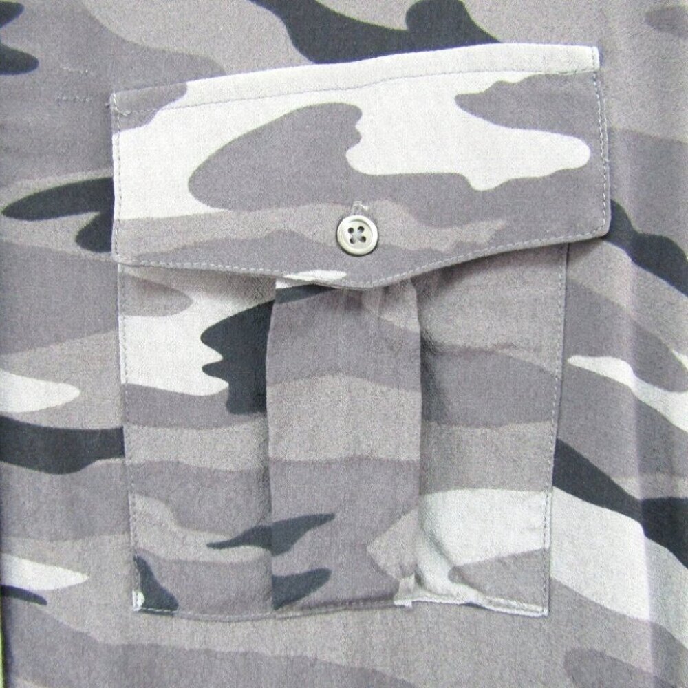 Rails Rhett Charcoal Gray Camo Button Up Top Wome… - image 4